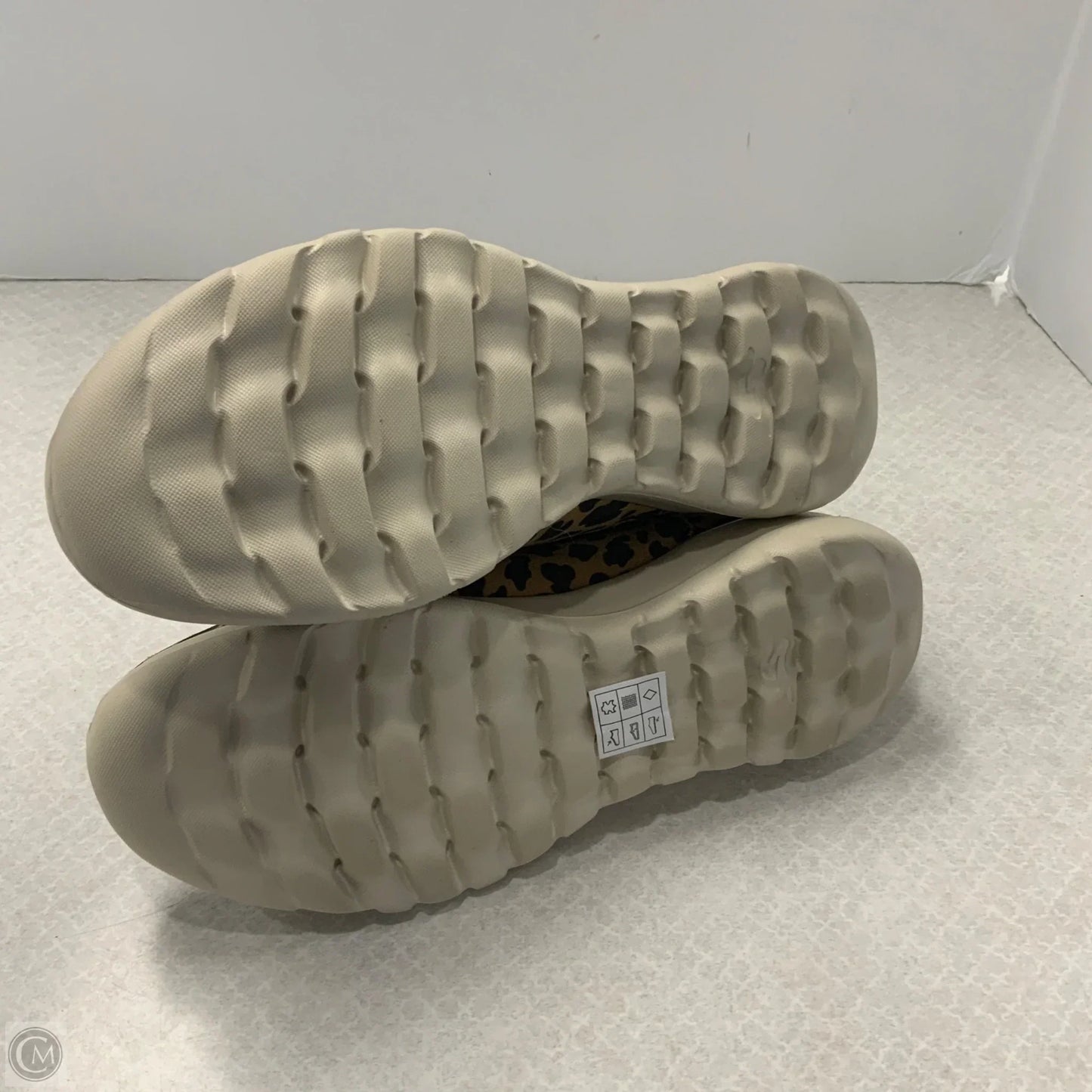 Boots Ankle Flats By Skechers In Animal Print, Size: 8