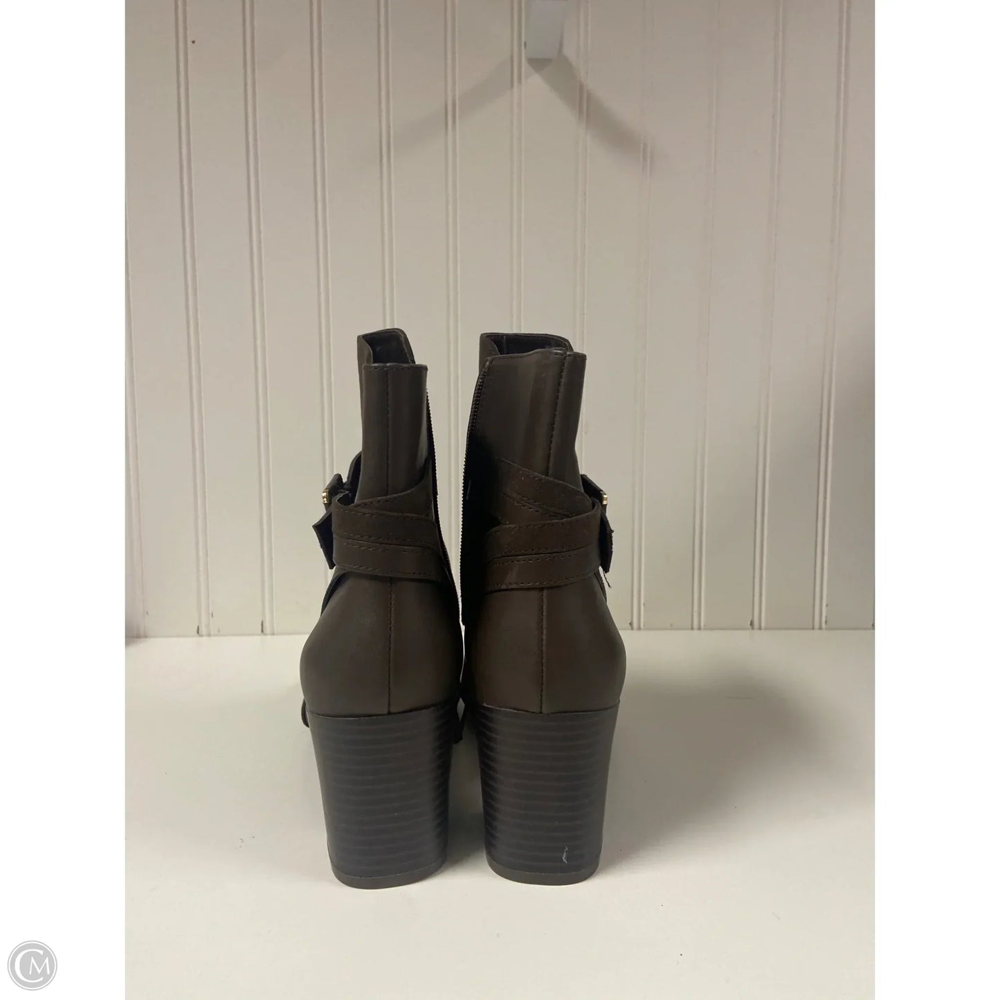 Boots Ankle Heels By Clothes Mentor In Brown, Size: 10