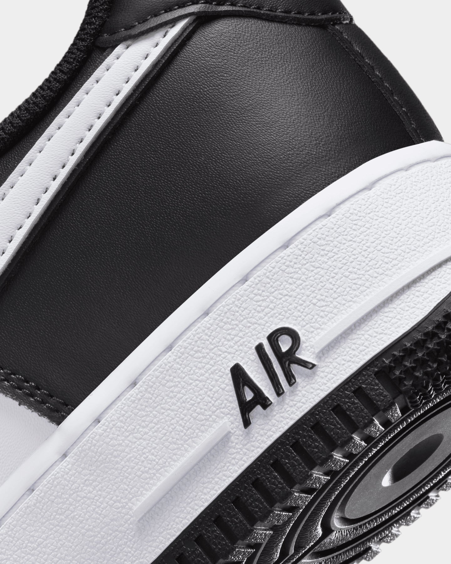 Nike Air Force 1 '07 "Panda" Black/White/Black