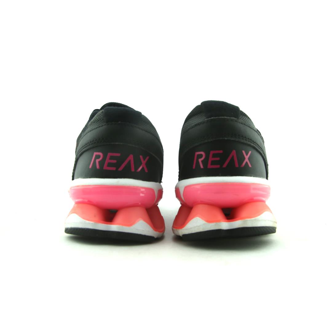 NIKE REAX RUN 10