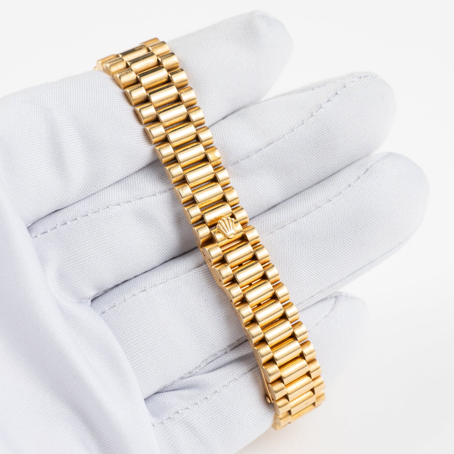 Rolex Datejust 79068 'Ladies' Yellow Gold Diamond Ruby Dial and Bezel (1995)