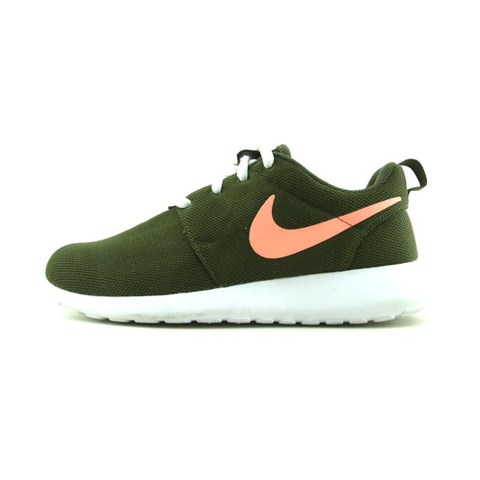 NIKE ROSHE ONE