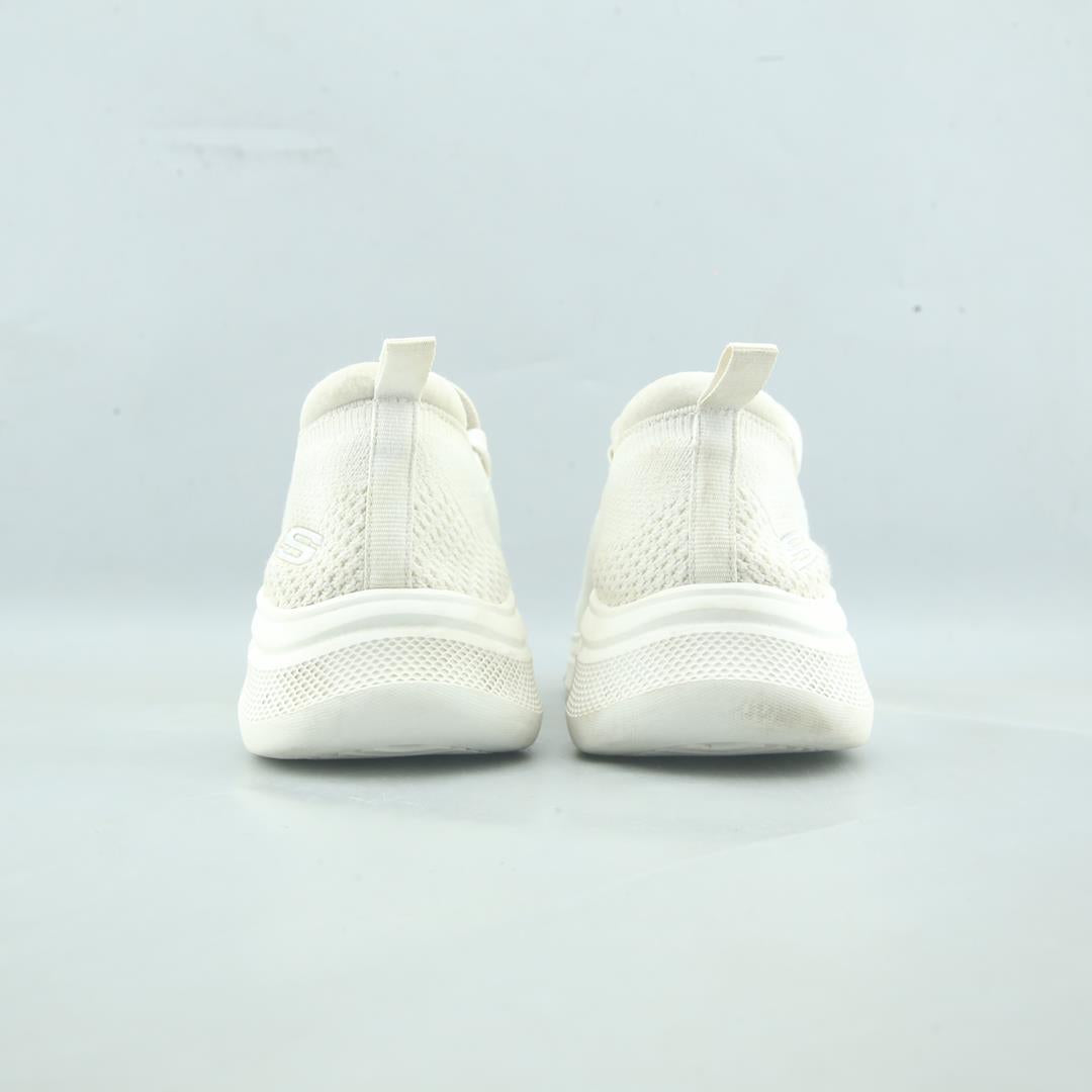 SKECHERS MEMORY FOAM