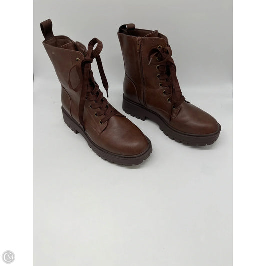 Boots Ankle Flats By Clothes Mentor In Brown, Size: 8