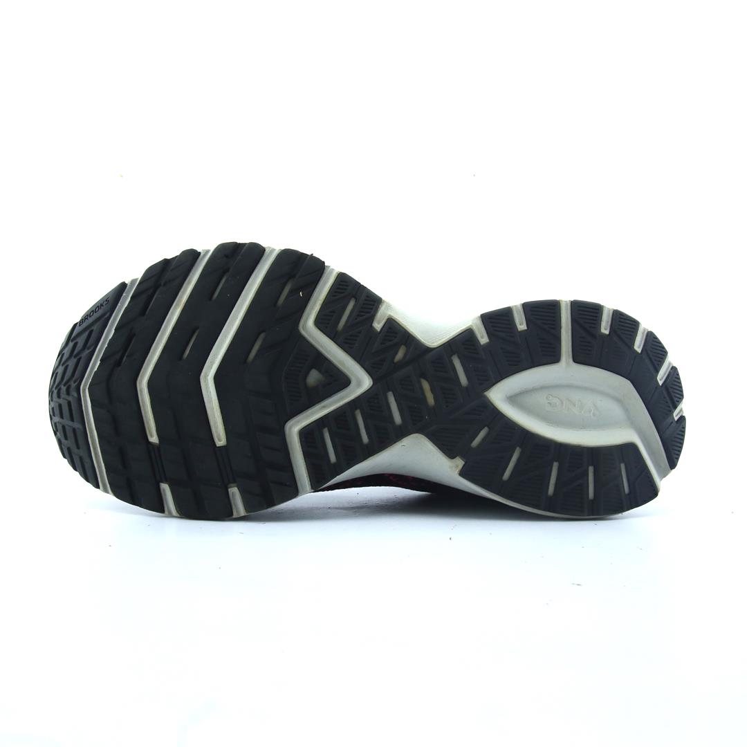 BROOKS LAUNCH 7
