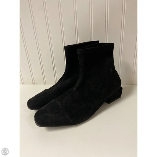 Boots Ankle Flats By Clothes Mentor In Black, Size: 9.5