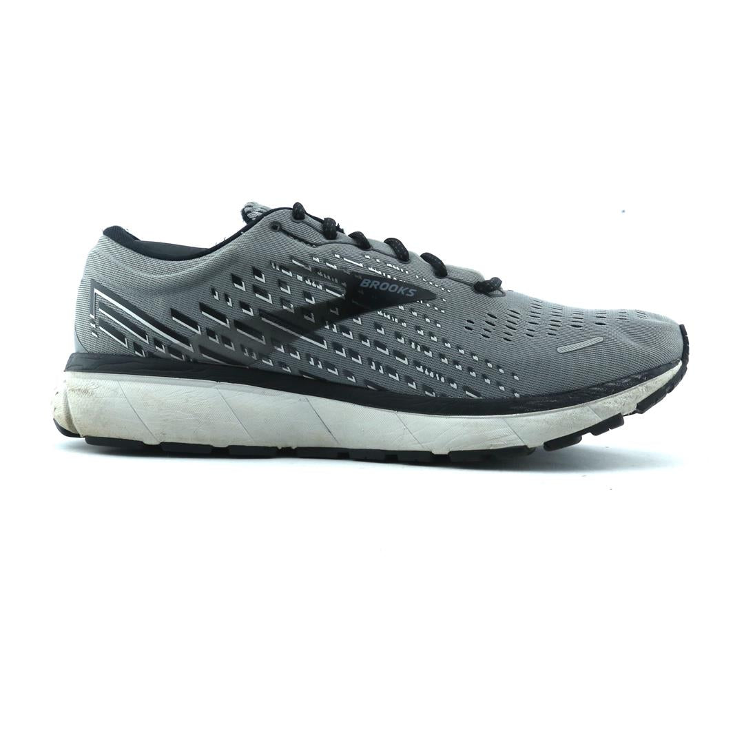 BROOKS GHOST 13