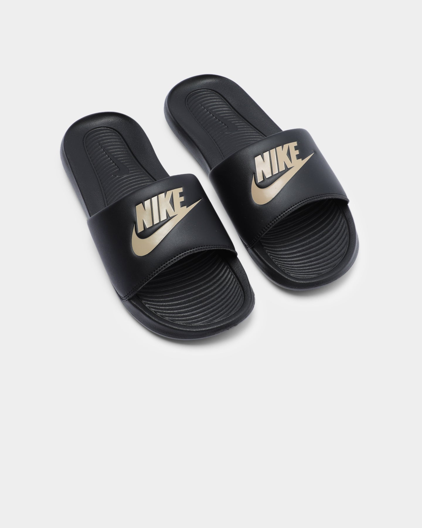 Nike Victori One Slide Black/Metallic Gold