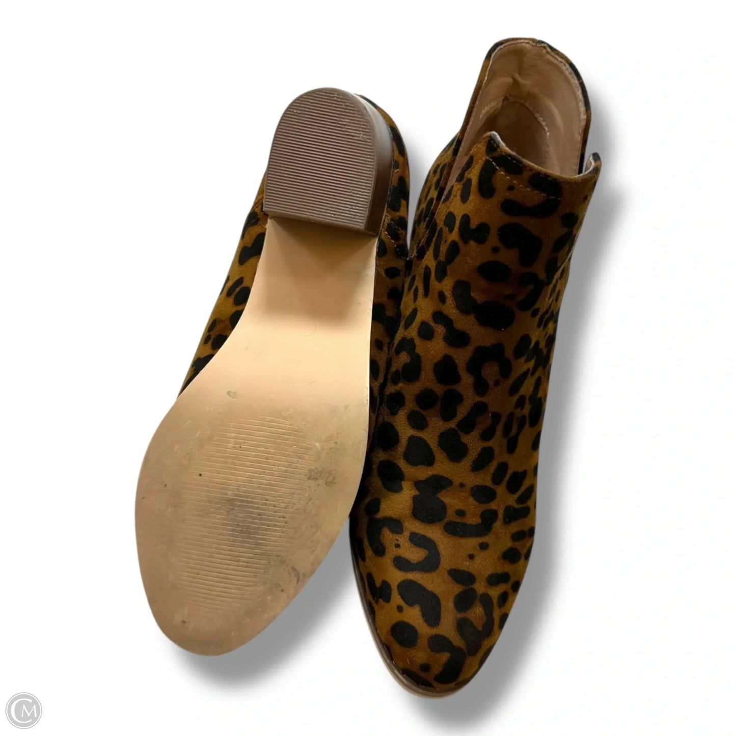 Boots Ankle Flats By Clothes Mentor In Animal Print, Size: 10