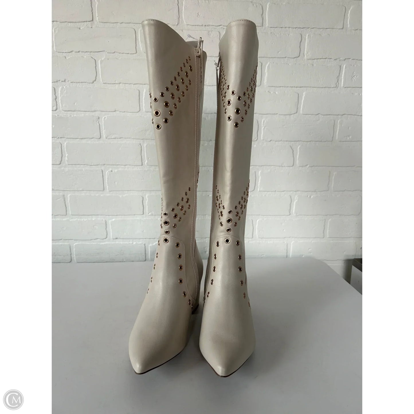 Boots Ankle Heels By Clothes Mentor In Cream, Size: 8