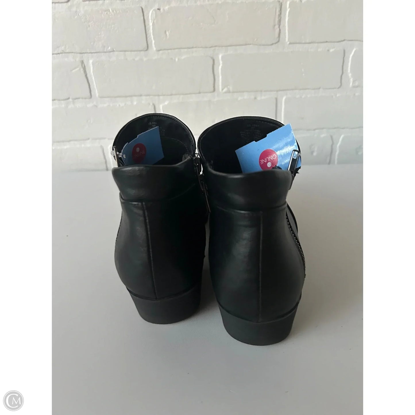 Boots Ankle Flats By Clothes Mentor In Black, Size: 9