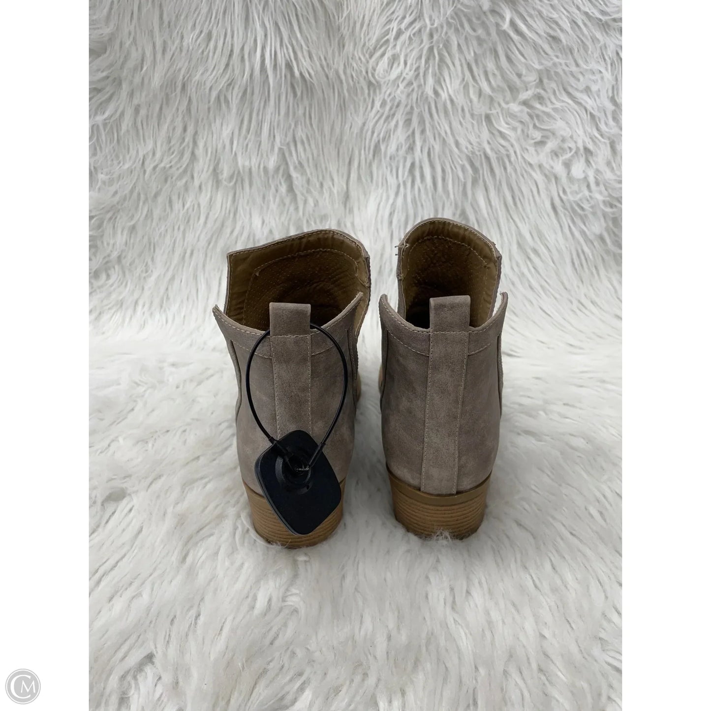 Boots Ankle Heels By Clothes Mentor In Brown, Size: 10