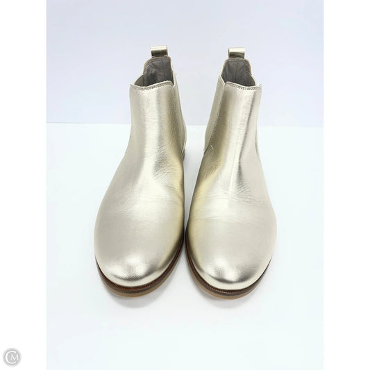 Boots Ankle Flats By Clothes Mentor In Gold, Size: 6.5