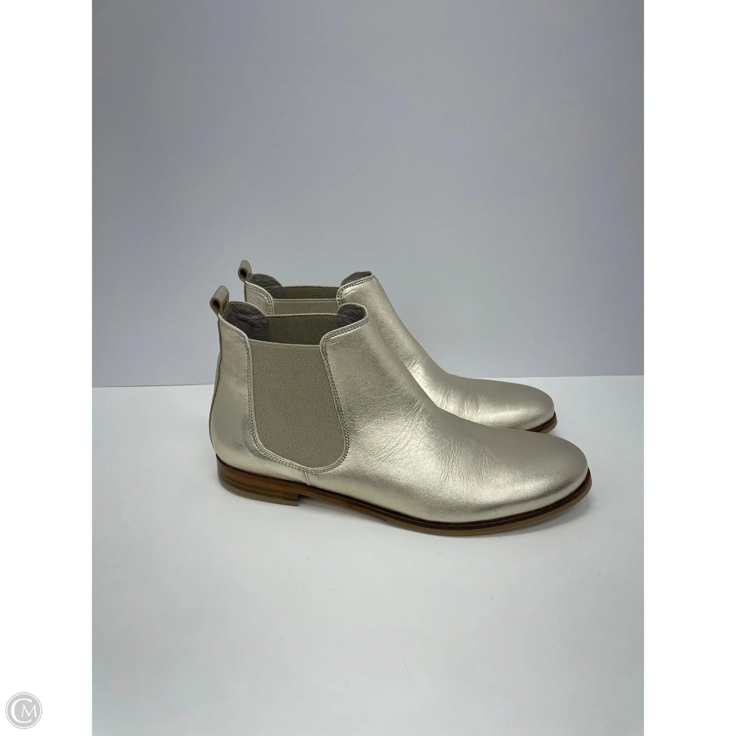 Boots Ankle Flats By Clothes Mentor In Gold, Size: 6.5