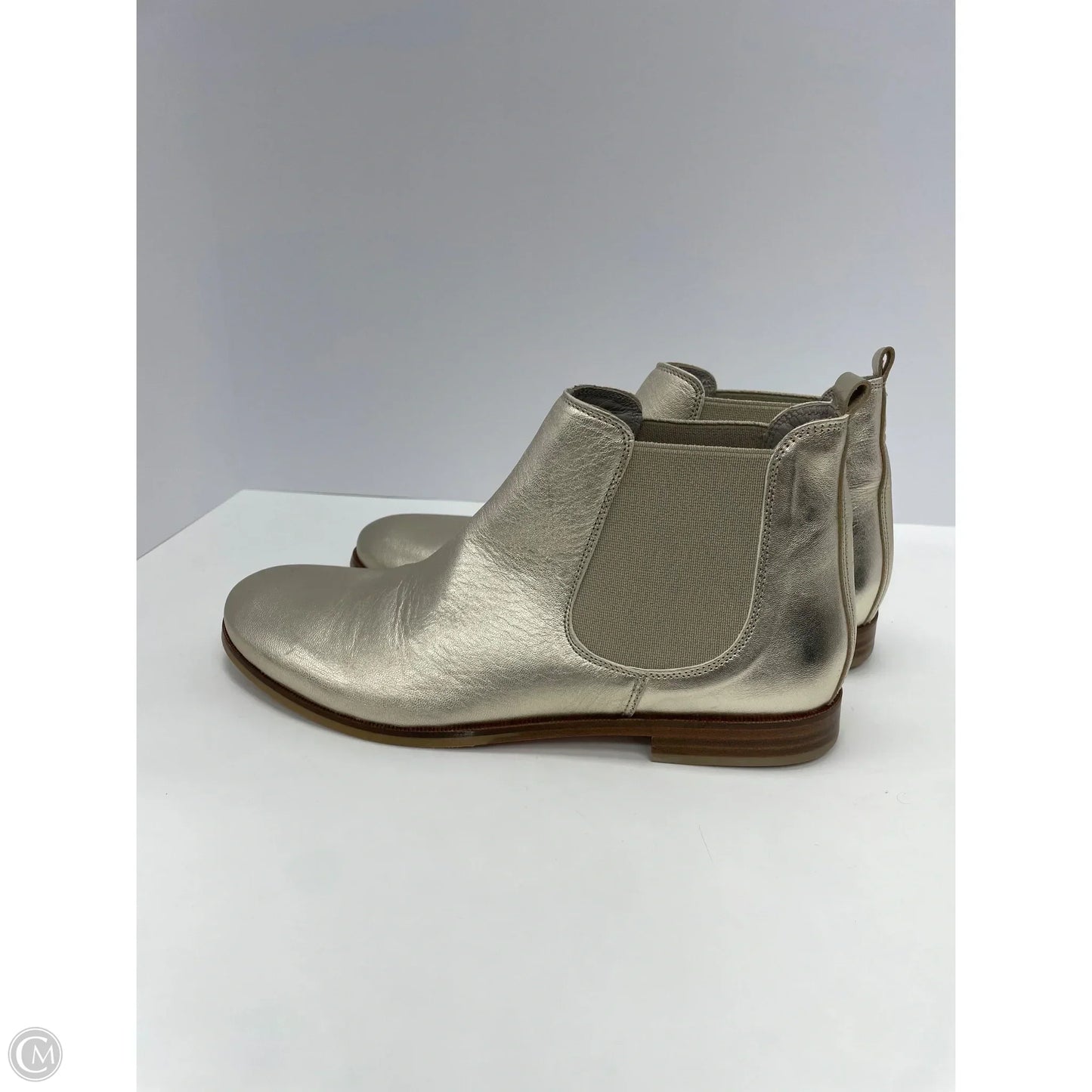 Boots Ankle Flats By Clothes Mentor In Gold, Size: 6.5