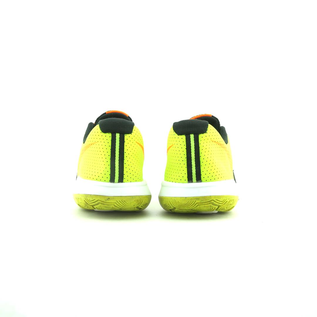 NIKE  FLEX EXPERIENCE 5