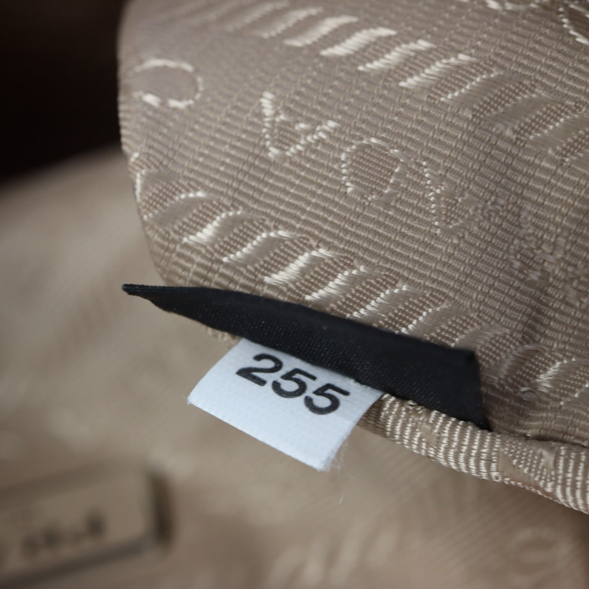 Prada Re-Edition 2005 Tessuto Shoulder Bag