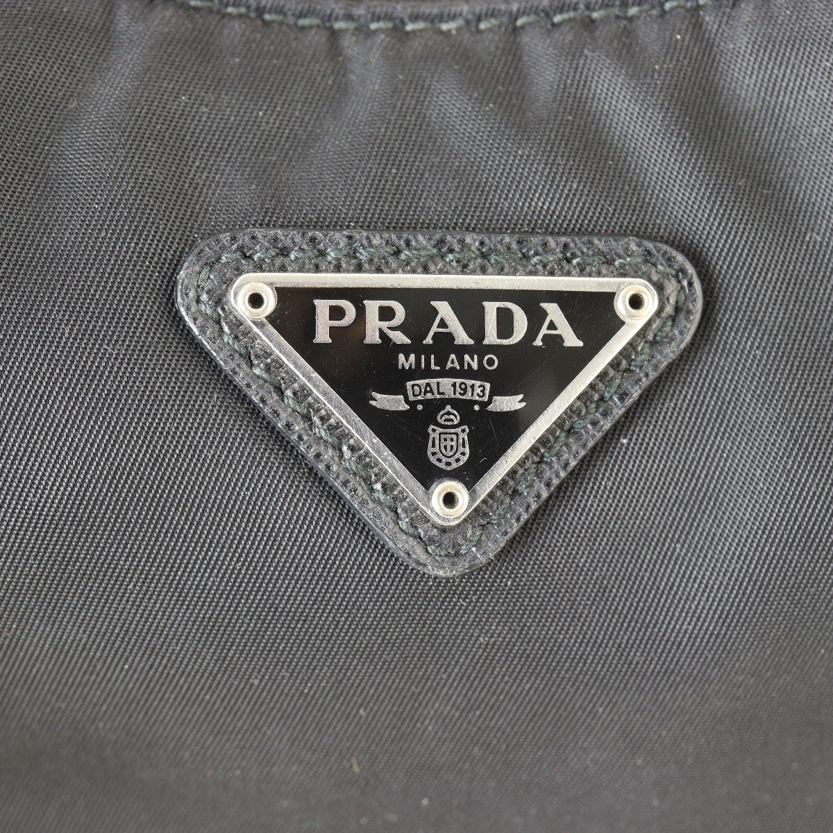 Prada Re-Edition 2005 Tessuto Shoulder Bag