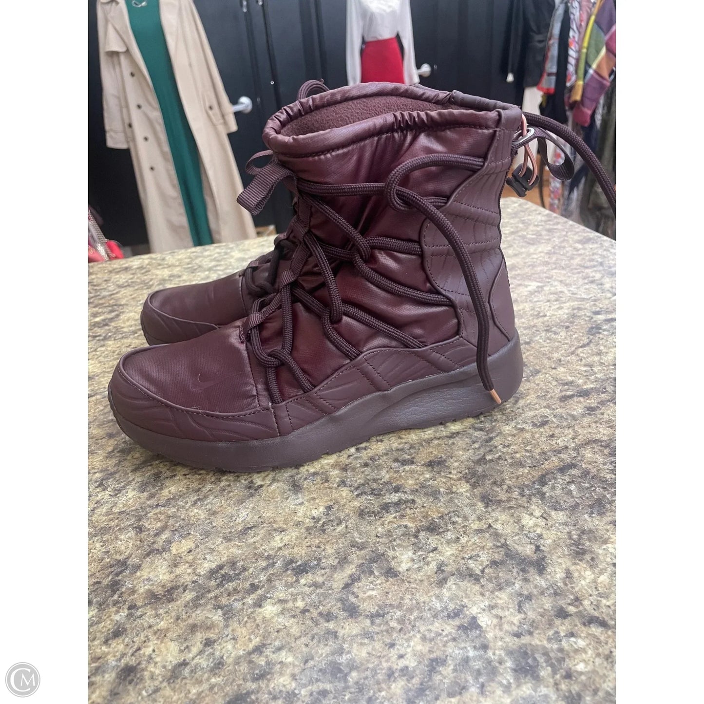 Boots Ankle Flats By Nike In Maroon, Size: 7.5