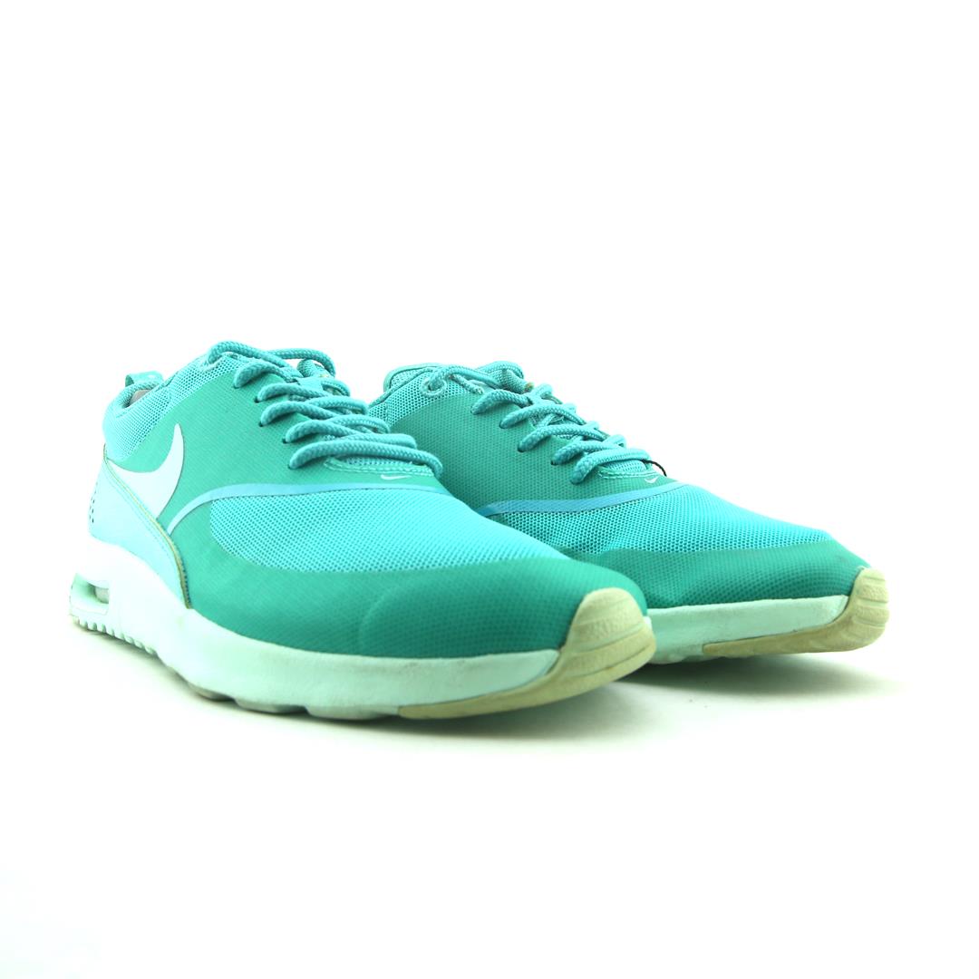 NIKE AIR MAX THEA