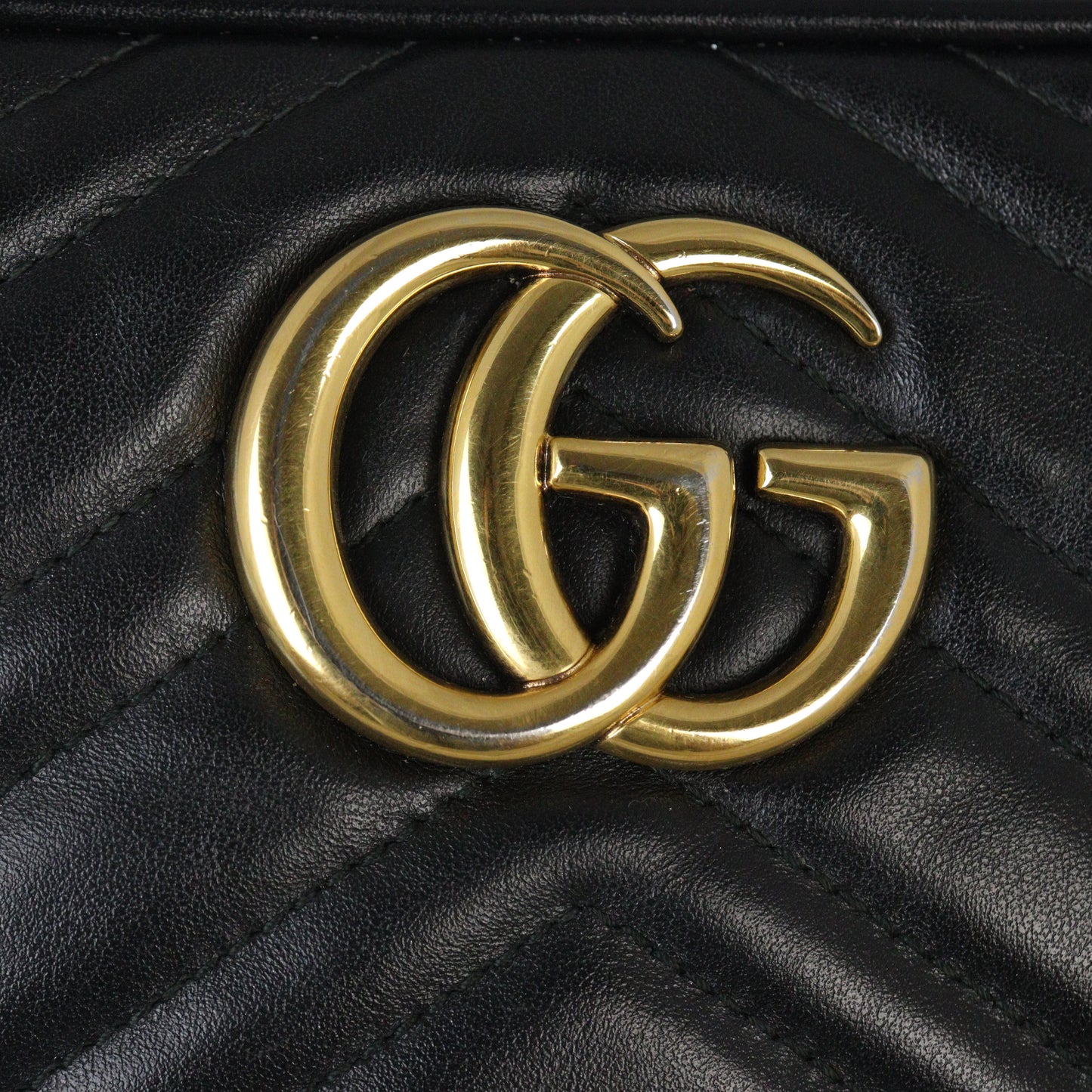 Gucci GG Marmont Small Camera Bag