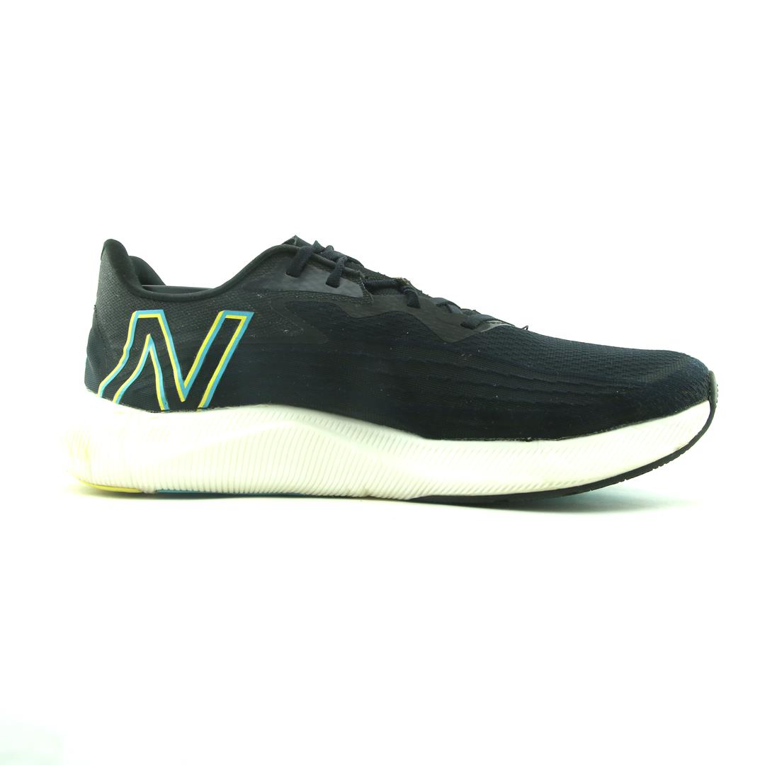 NEW BALANCE FUELCELL REBEL V2
