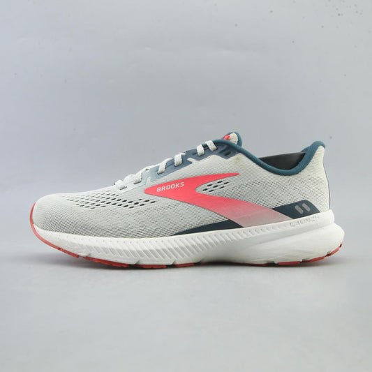 BROOKS LAUNCH 8