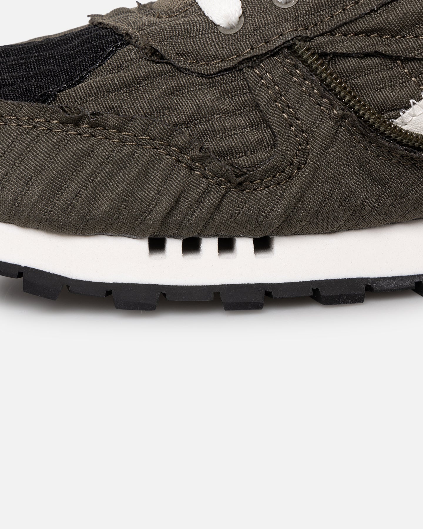 Reebok X MARKET Classic Leather Pump Army Green/Core Black