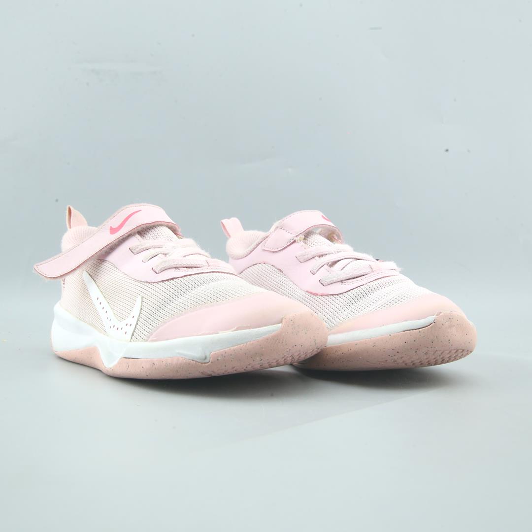 NIKE OMNI MULTI-COURT