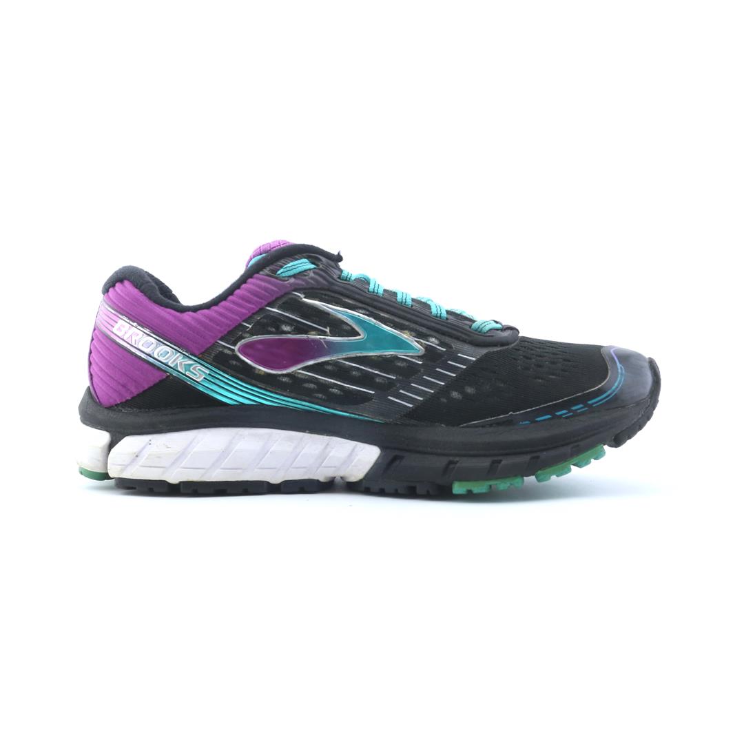 BROOKS GHOST 5