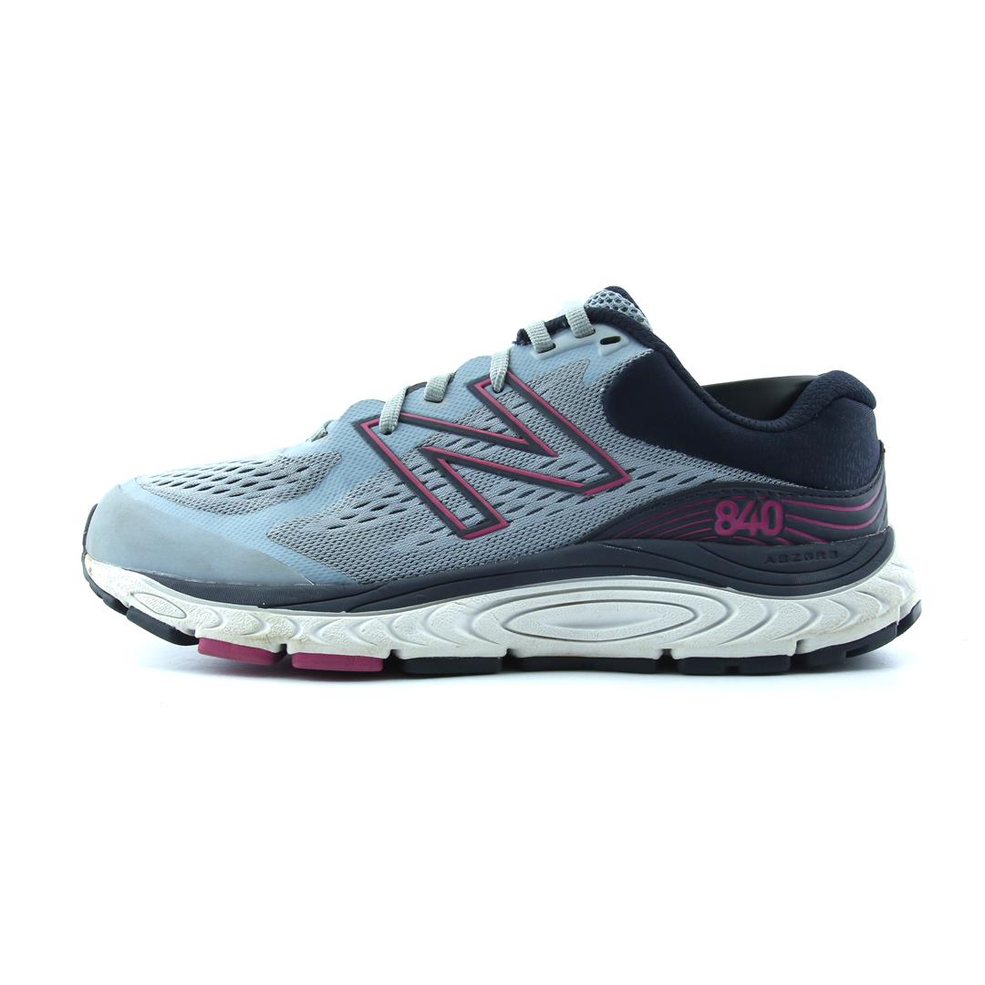NEW BALANCE 840 V5