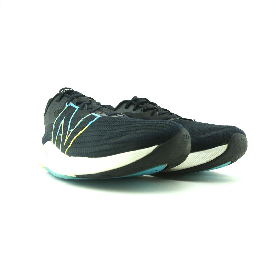 NEW BALANCE FUELCELL REBEL V2