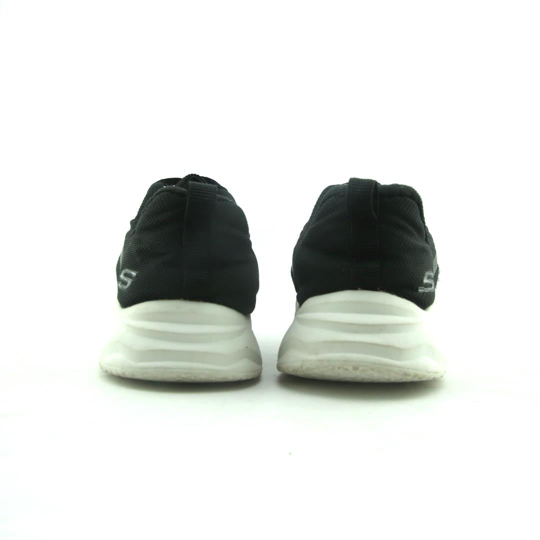 SKECHERS MEMORY FOAM