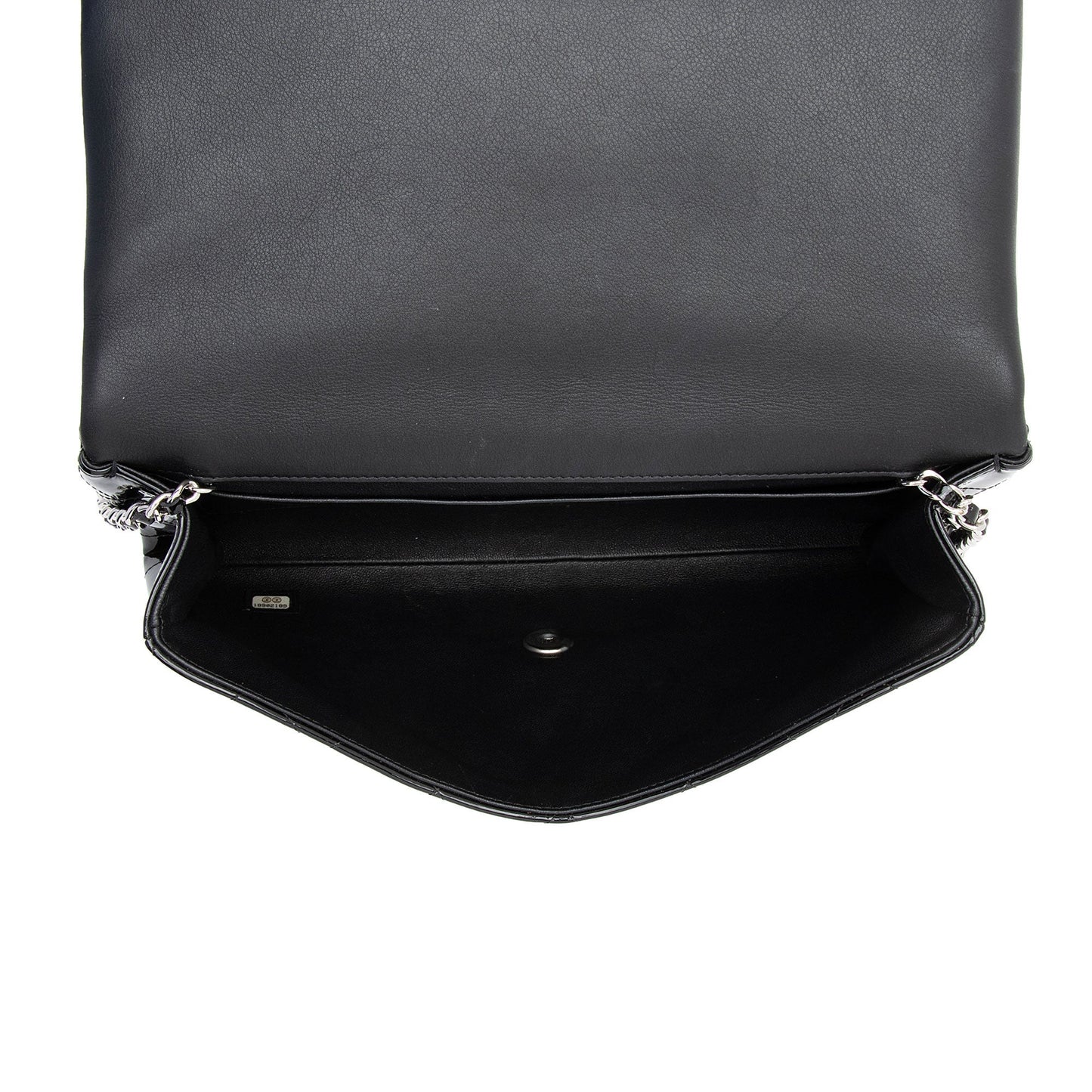 Chanel Patent Leather Flap Clutch on Chain (SHF-9c9WQx)
