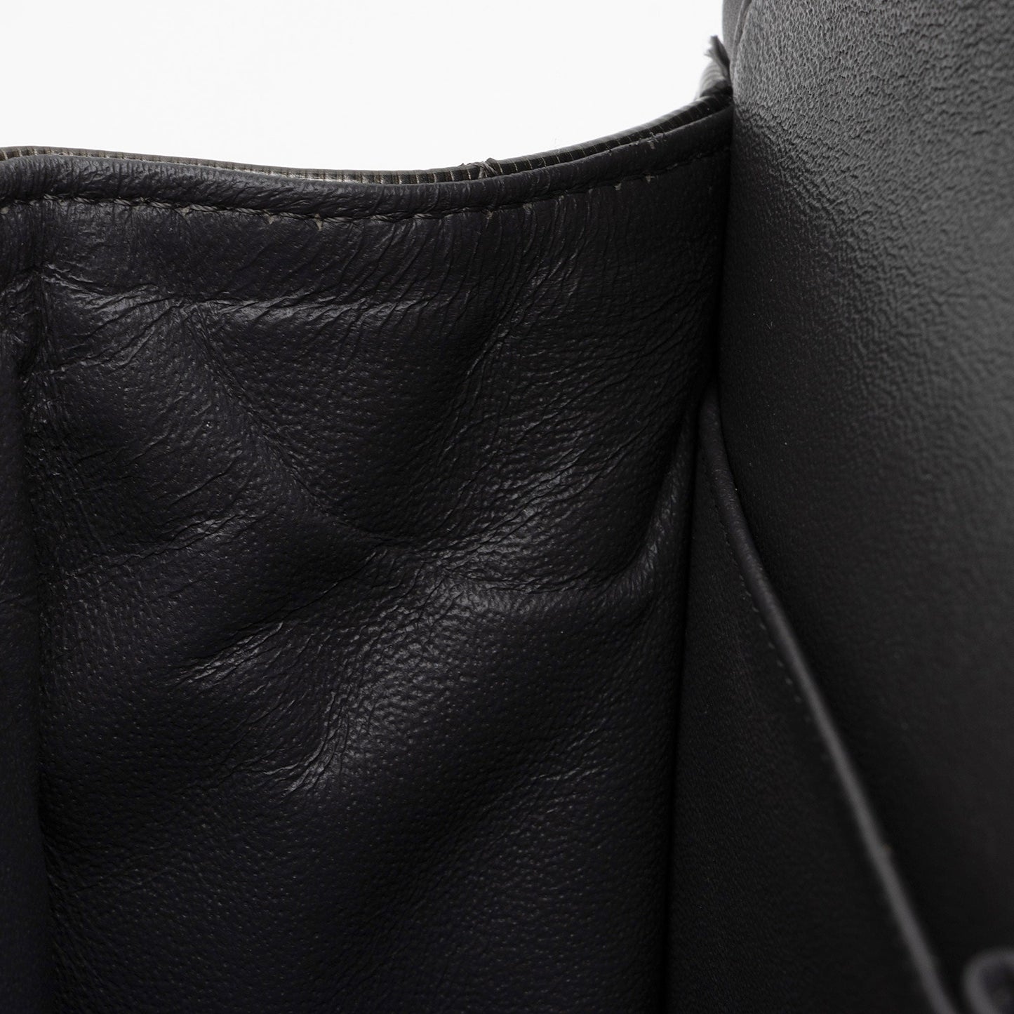 Chanel Patent Leather Stripe Classic Jumbo Double Flap Bag (SHF-xHciHb)