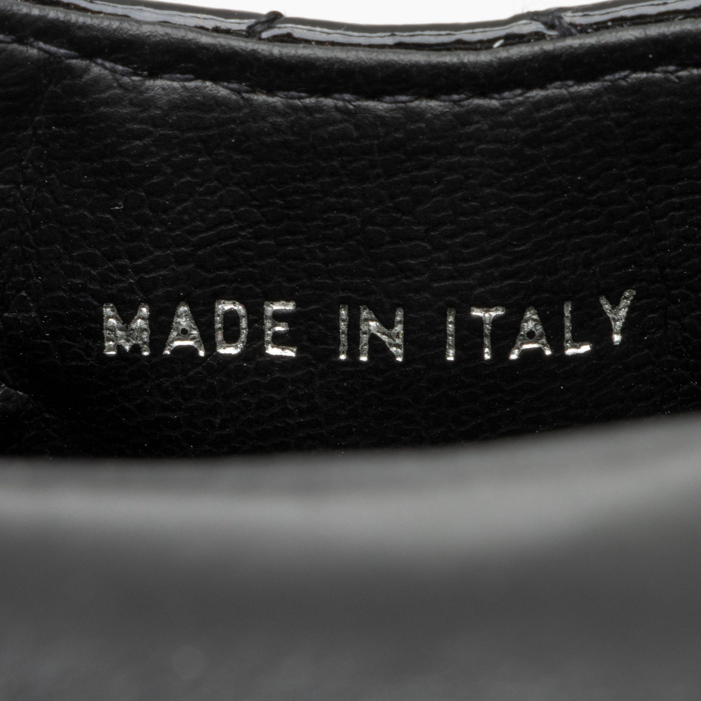 Chanel Vintage Patent Leather CC Phone Holder Crossbody Bag (SHF-23769)