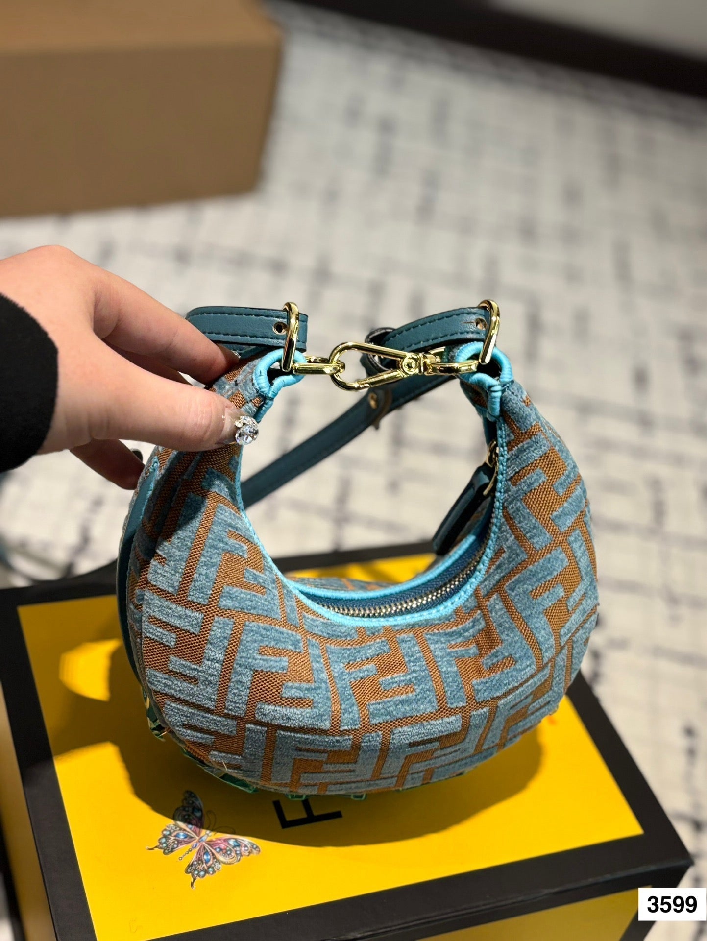 FF292 Fendigraphy Mini / 7.8x5.1x2.9inch