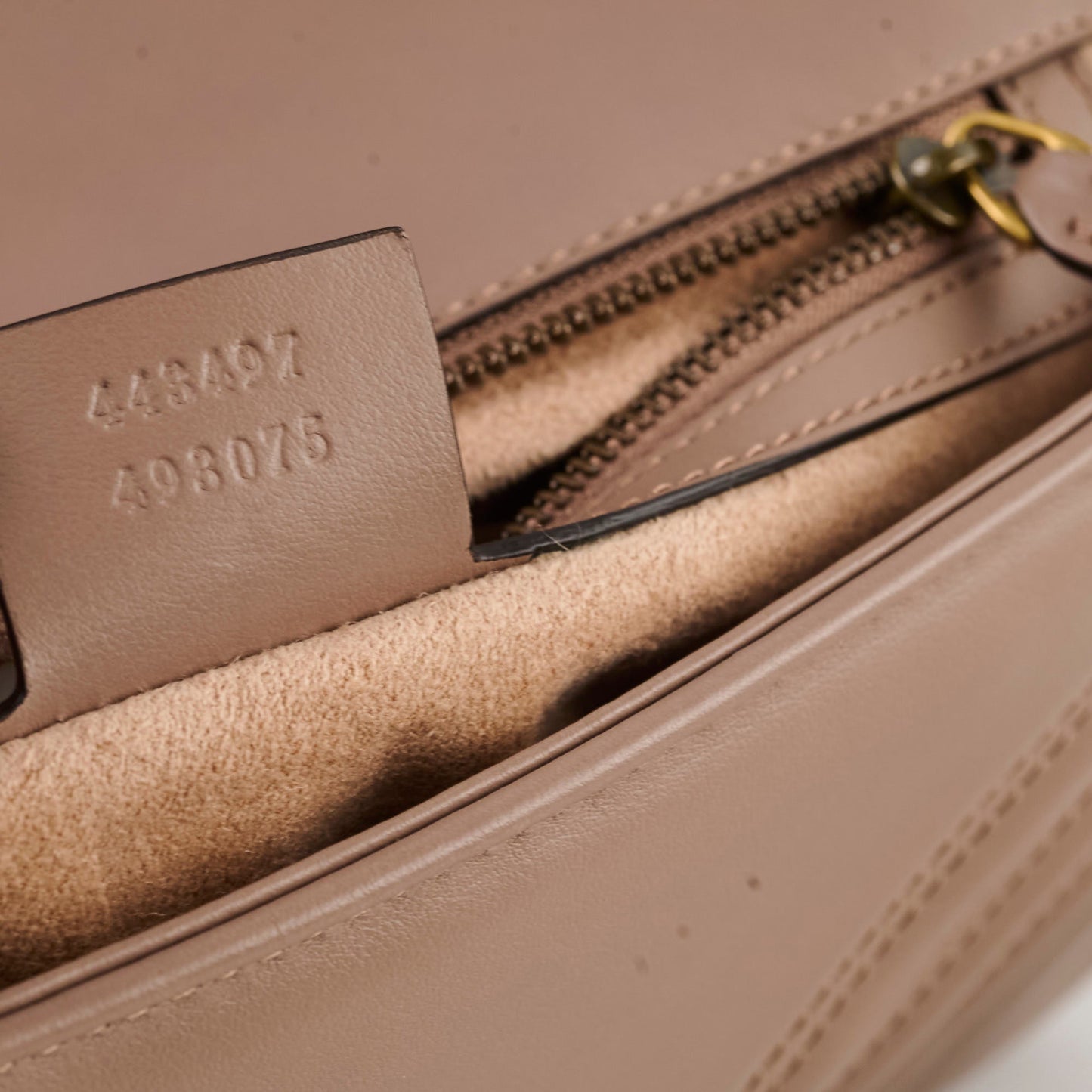 Gucci Marmont Small Shoulder Bag Beige / Dusty Pink