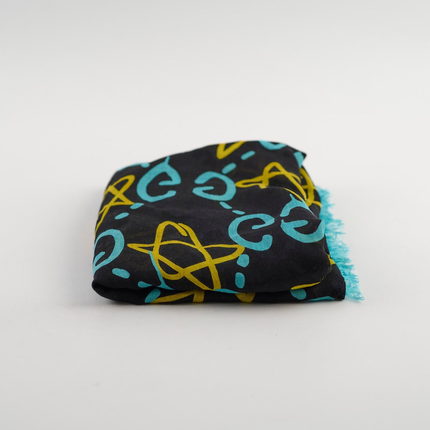 Gucci Silk Stars Shawl Blue/yellow