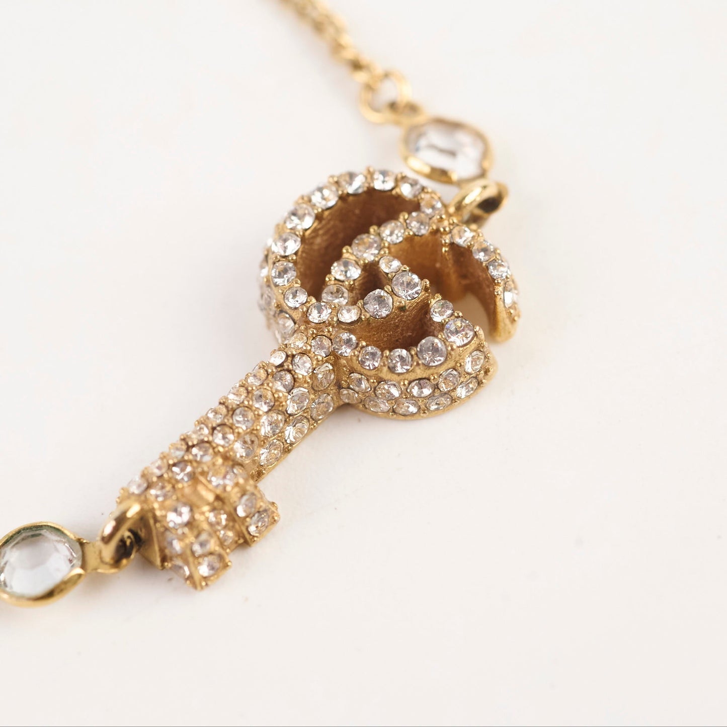 Gucci Double GG Gold Key Bracelet Costume Jewellery