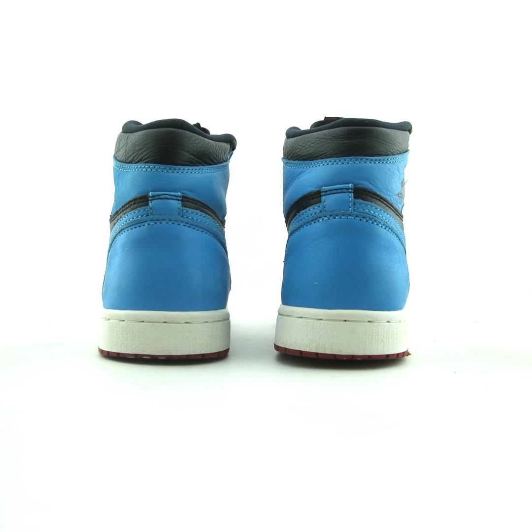 NIKE JORDAN 1 RETRO HIGH