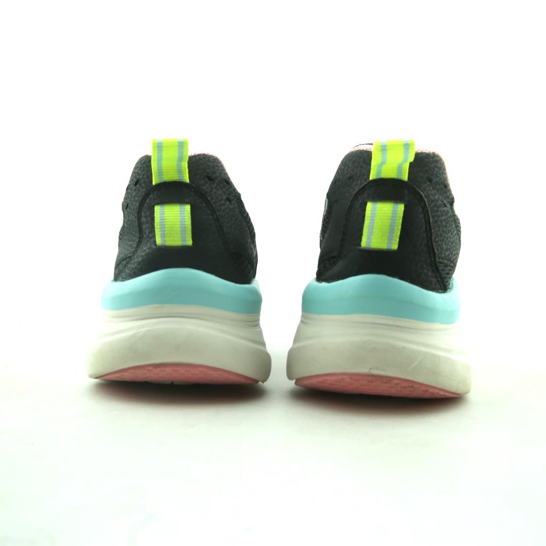 SKECHERS D'LUX WALKER