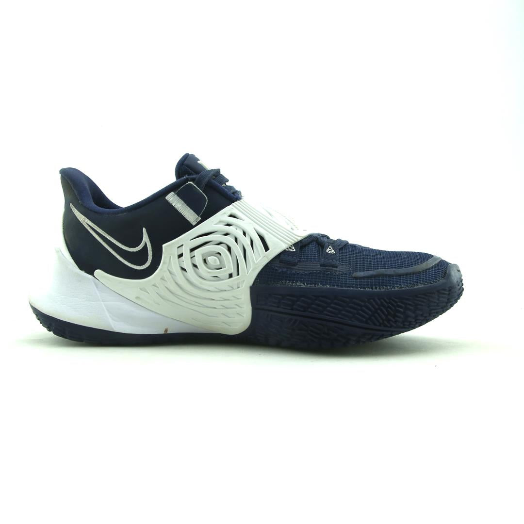 NIKE  KYRIE LOW 3 TB