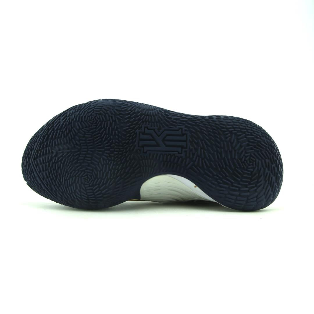 NIKE  KYRIE LOW 3 TB