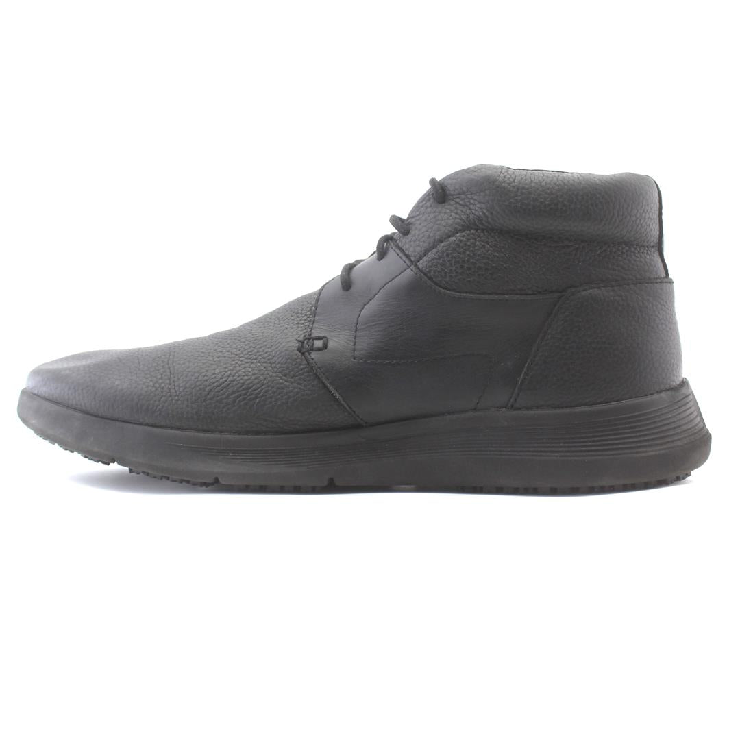 SHOES FOR CREWS HOLDEN