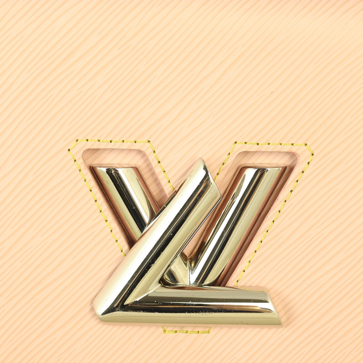 Louis Vuitton Twist MM Epi