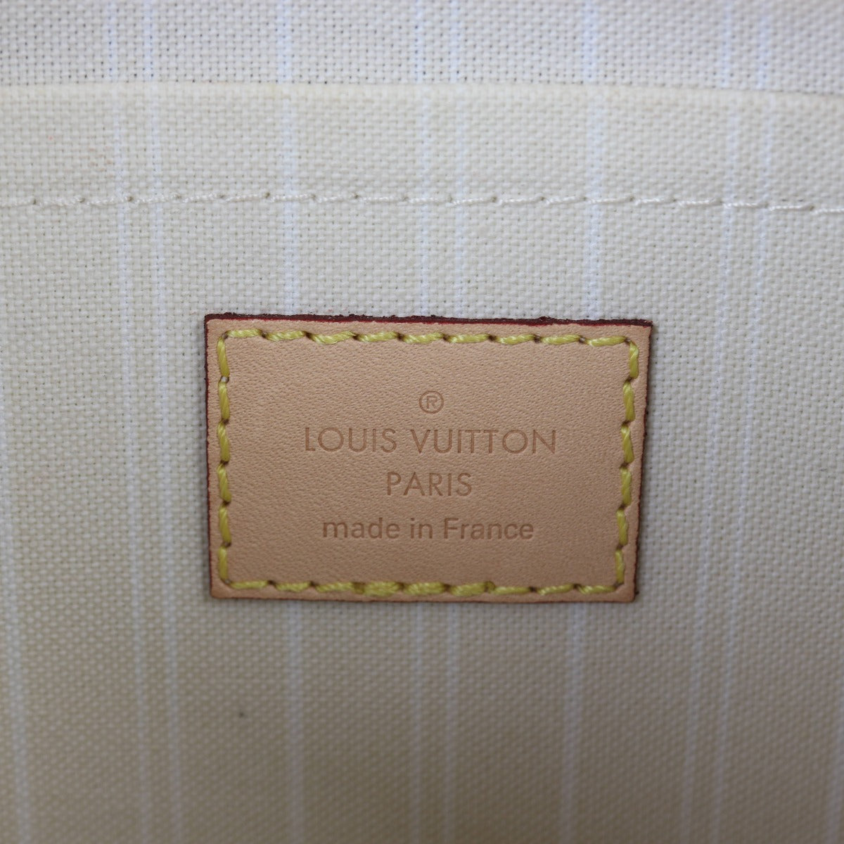 Louis Vuitton Multi Pochette Accessoires Monogram Giant By The Pool
