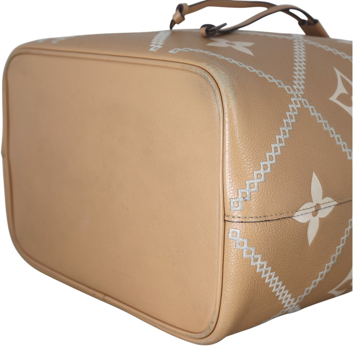 Louis Vuitton NeoNoe MM Monogram Empreinte Giant Bicolour