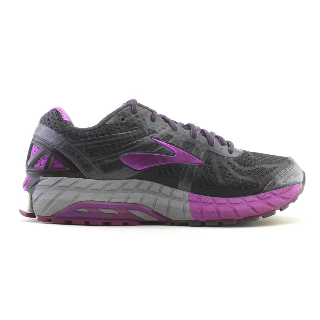 BROOKS  ARIEL 16