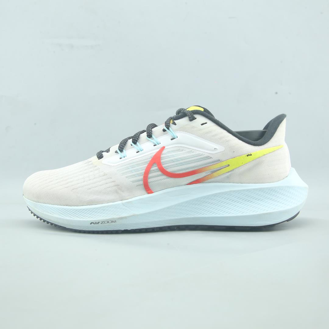 NIKE AIR ZOOM PEGASUS 39